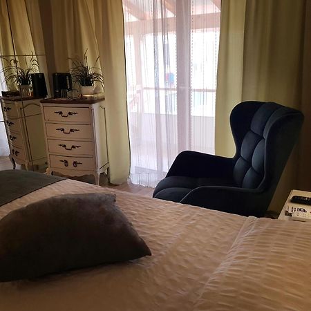 Elania Residence Târgu Jiu Εξωτερικό φωτογραφία