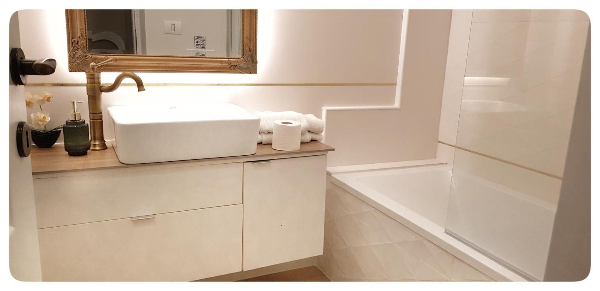 Elania Residence Târgu Jiu Εξωτερικό φωτογραφία