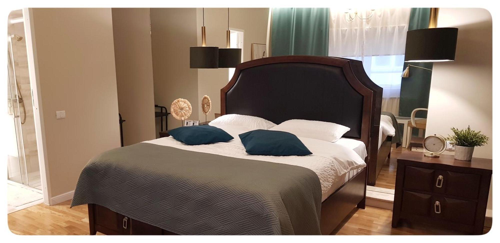 Elania Residence Târgu Jiu Εξωτερικό φωτογραφία